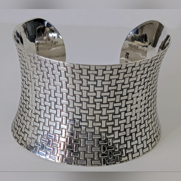 Vintage Sterling Silver Basket Weave Pattern 1.75